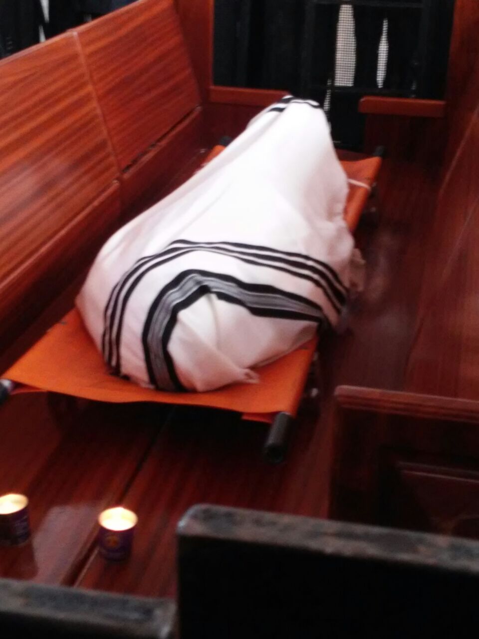 מיטת ראש הישיבה זצ"ל בביה"ד