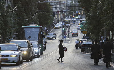 הרחוב הראשי של בני ברק. אילוסטרציה