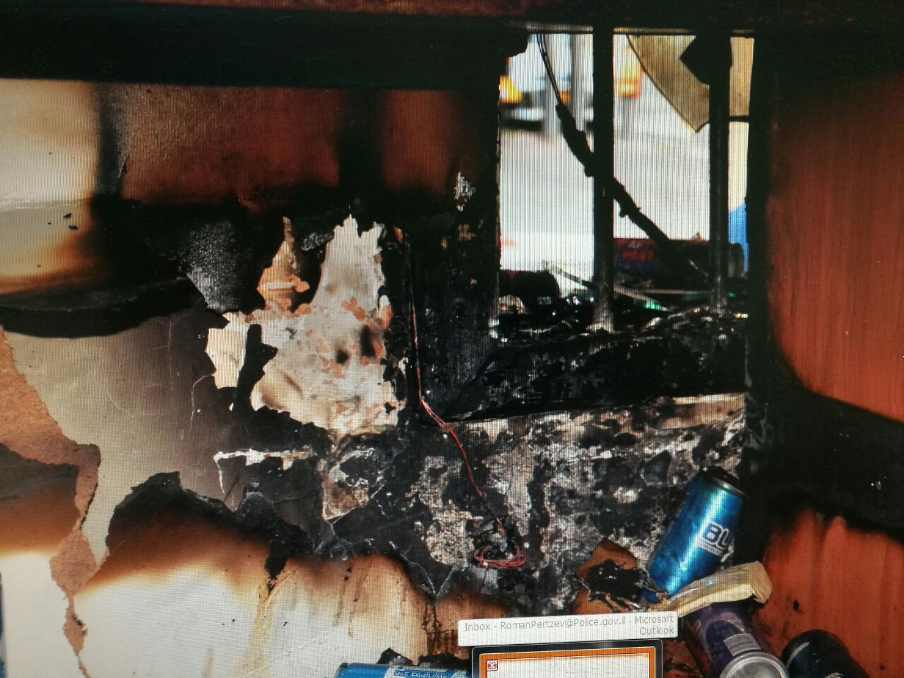 כיסו את המצלמה בכיפה והציתו את העסק