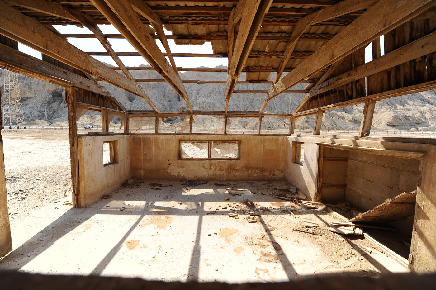 מתייבש והולך: תיעוד עצוב מים המלח