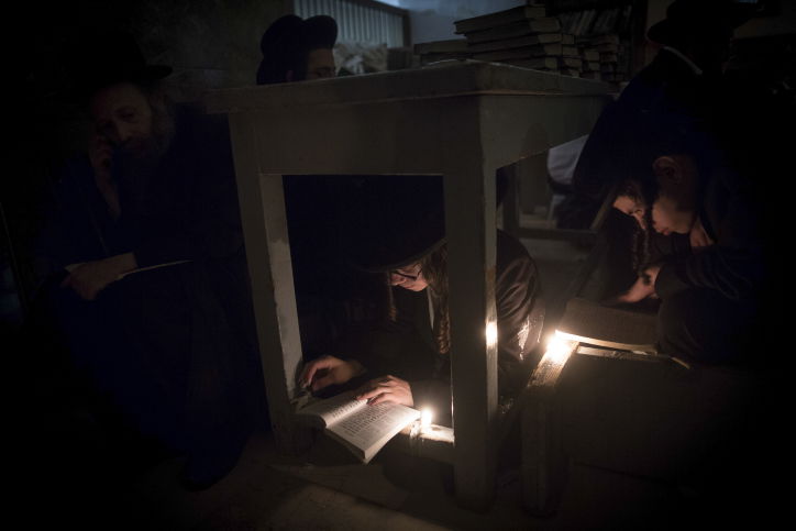 בָּכוֹ תִבְכֶּה בַּלַּיְלָה | ליל תשעה באב בשריד בית מקדשנו