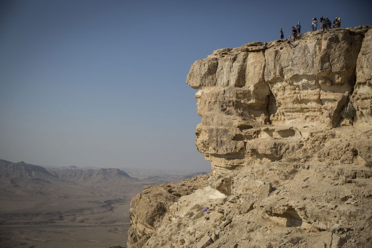 מדבר יהודה דרך עדשת המצלמה • צפו