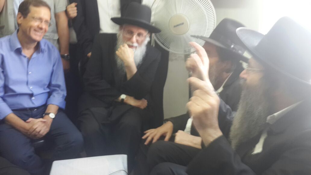 הרצוג ניחם את האבלים ושמע: "יש לך זכויות, בוא למיר"