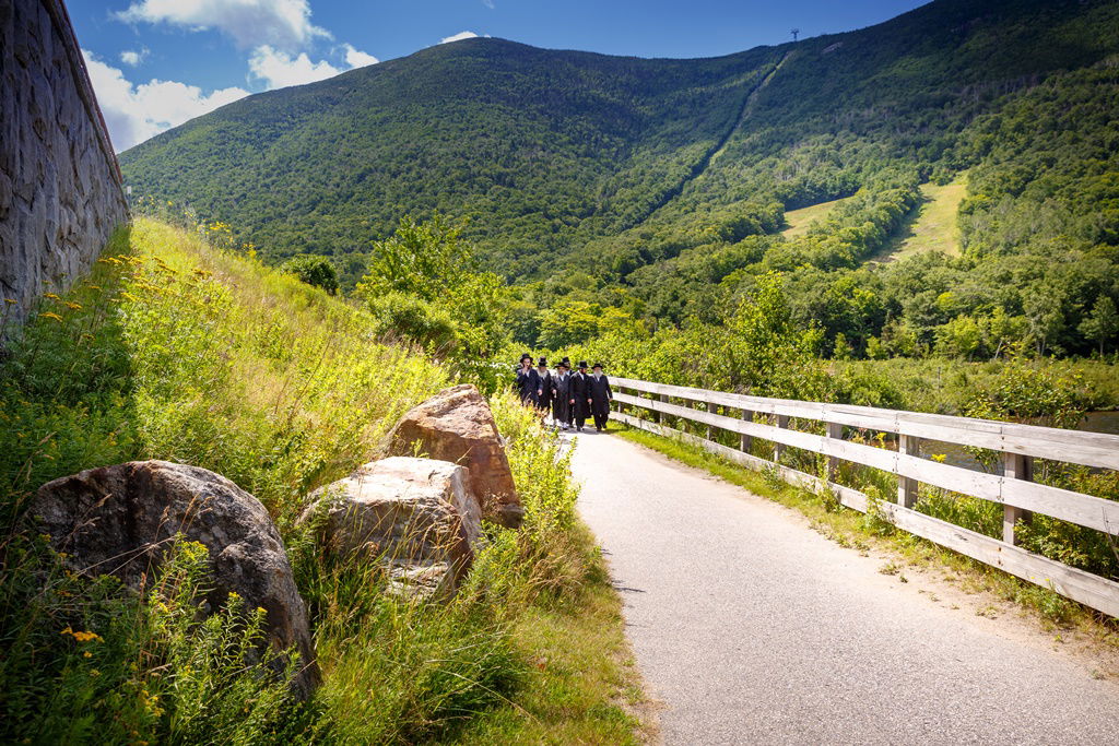 גלריה מדהימה: הרבי מסאטמר בנופש בניו המפשייר