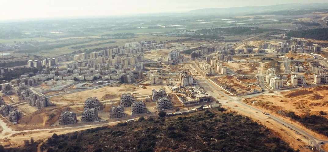 חריש מהאוויר