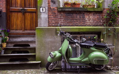 טען שנפגע מקטנוע, אך לא ידוע מי הפוגע. אילוסטרציה