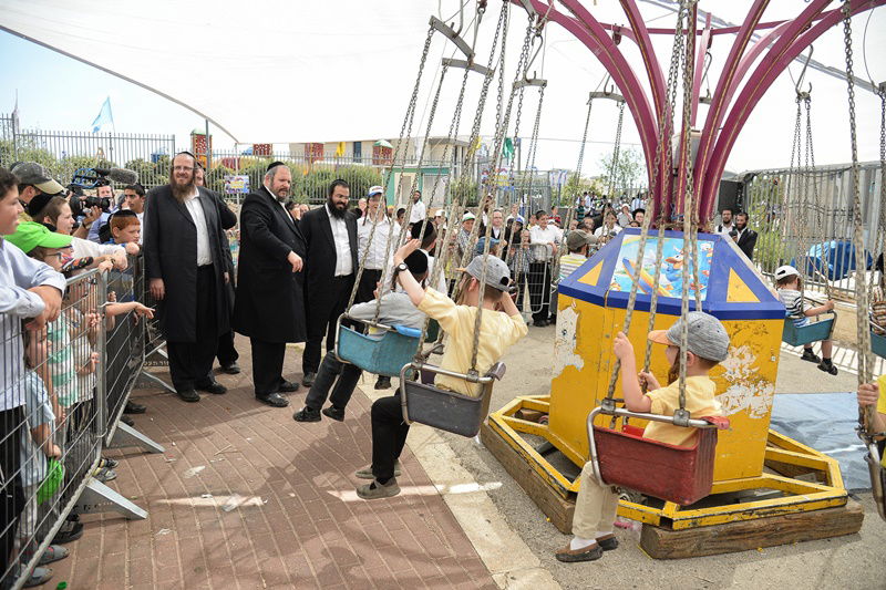 25,000 ילדים השתתפו חינם בלונה פארק של ביתר עילית
