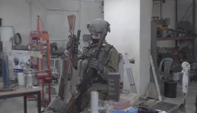 עשרות כלי נשק ואמל"ח נתפסו ביו"ש • צפו