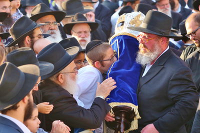 מעמד הכנסת ספר תורה של ילדי ישראל בכותל