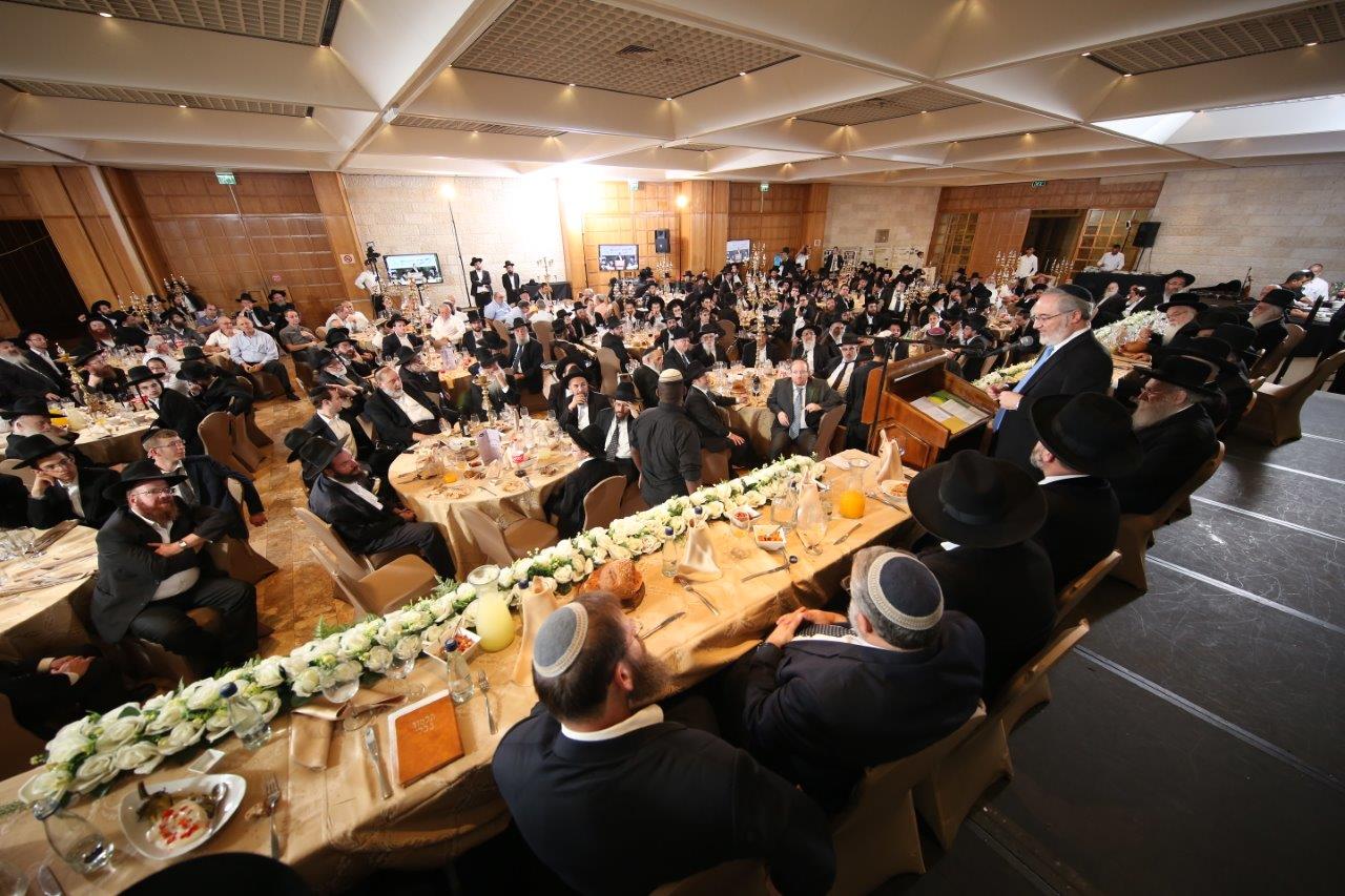 המיליונר שאיחד בכינוס אחד ראשי ישיבות חרדיות וסרוגות