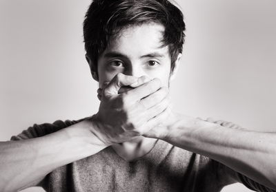 לשון הרע – אמירת שבח ומחמאות