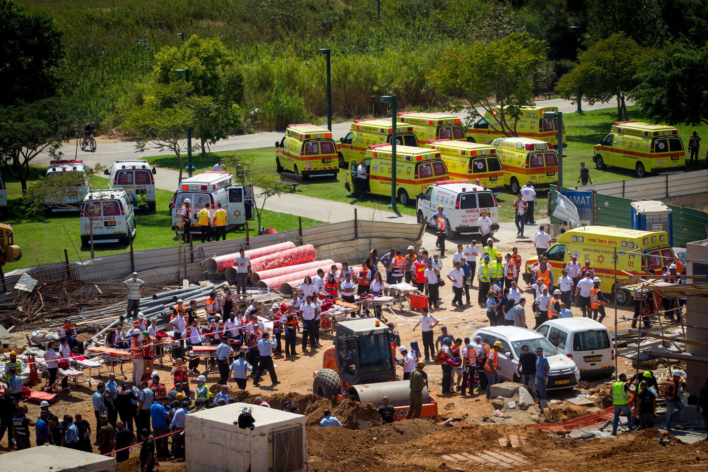 תיעוד ענק: זירת ההרס בהתרסקות בתל אביב