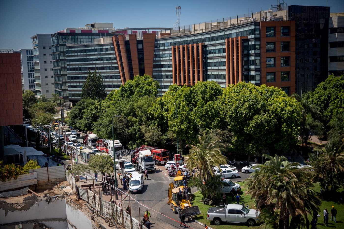 תיעוד ענק: זירת ההרס בהתרסקות בתל אביב