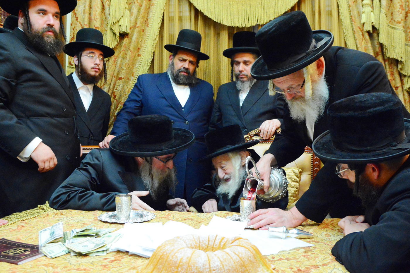 האדמו"ר הישיש מסקולען בא להודות לנגיד התורם | צפו