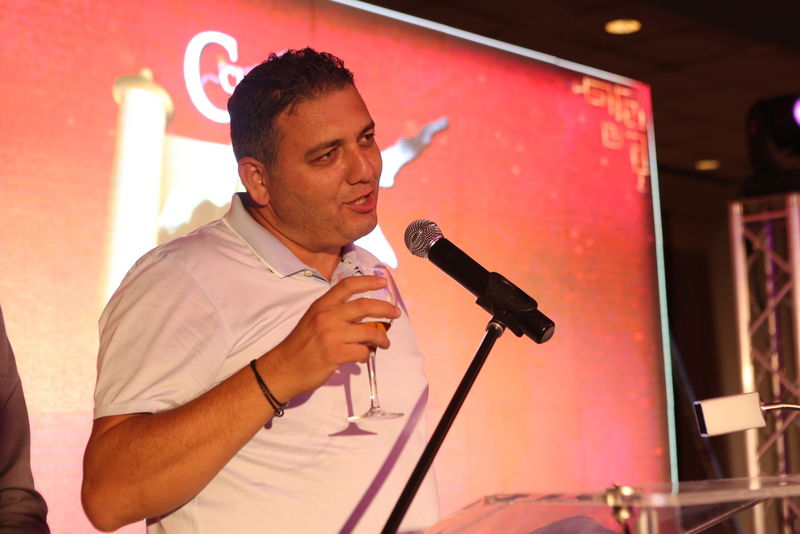 תיעוד: משפחות הנופלים הכניסו ספר תורה בקפריסין