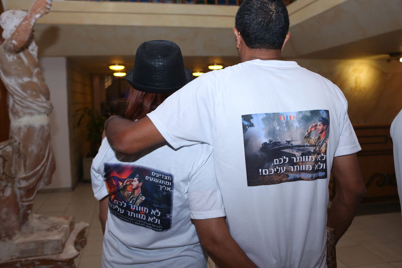 תיעוד: משפחות הנופלים הכניסו ספר תורה בקפריסין