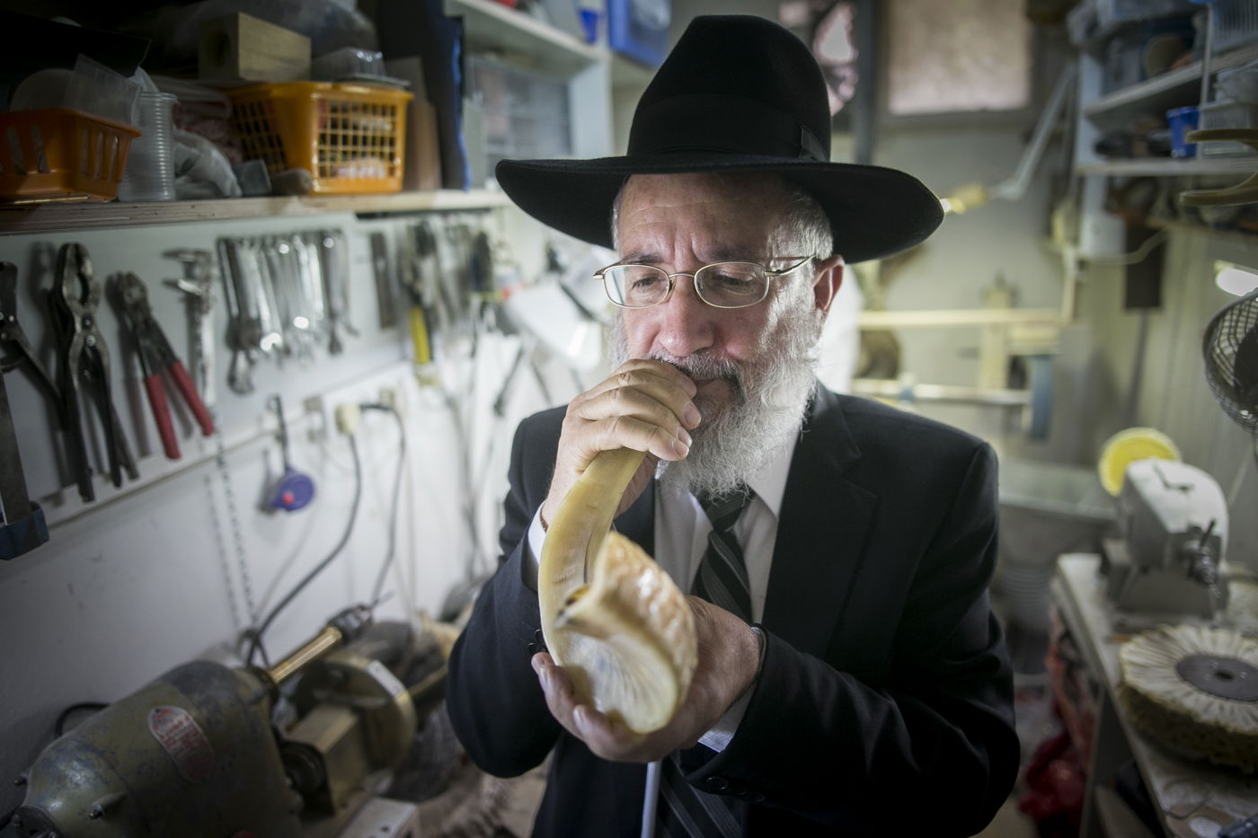 שלב אחר שלב בתמונות: כך מייצרים שופרות