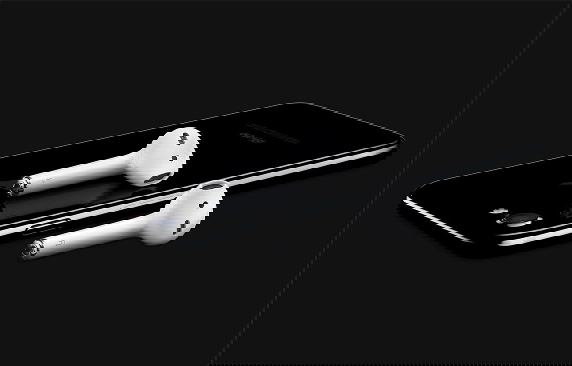 iPhone 7 עם האוזניות האלחוטיות