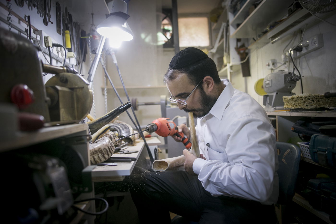 שלב אחר שלב בתמונות: כך מייצרים שופרות