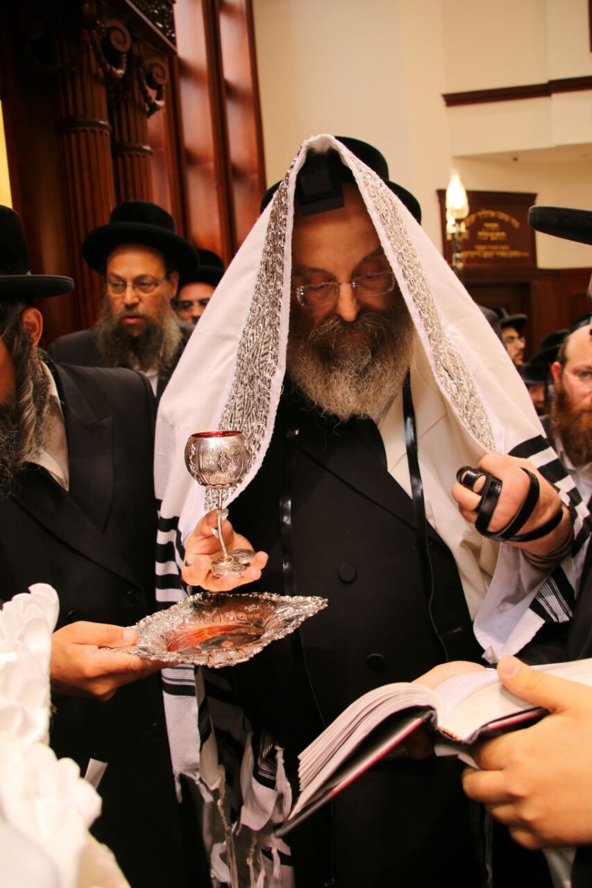 גלריה: ברית לנכד האדמו"ר מדושינסקיא