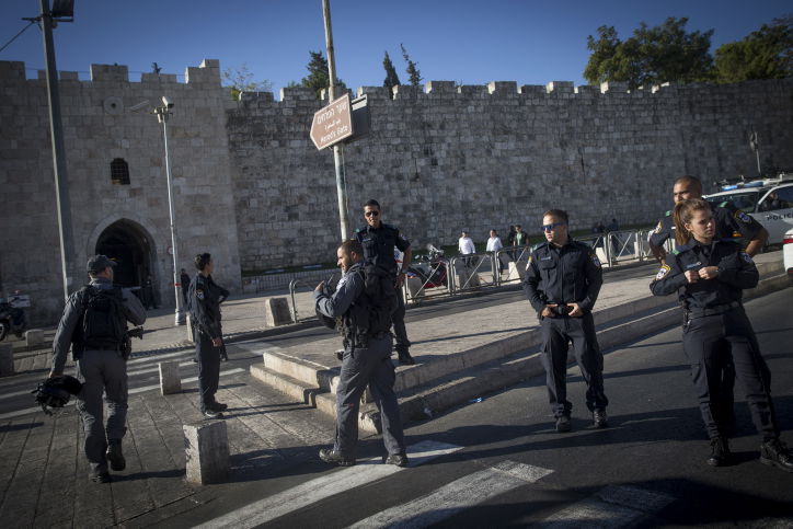 הטיפול במחבל בזירת הפיגוע. וידאו ותמונות