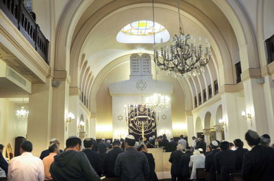 70% מיהודי אירופה חוששים להגיע לבית הכנסת בחגים