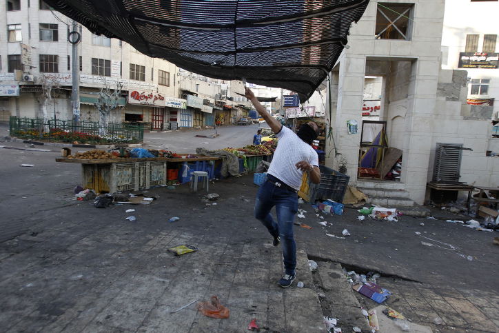 שגרה בחברון: מעצרים והפרות סדר | צפו