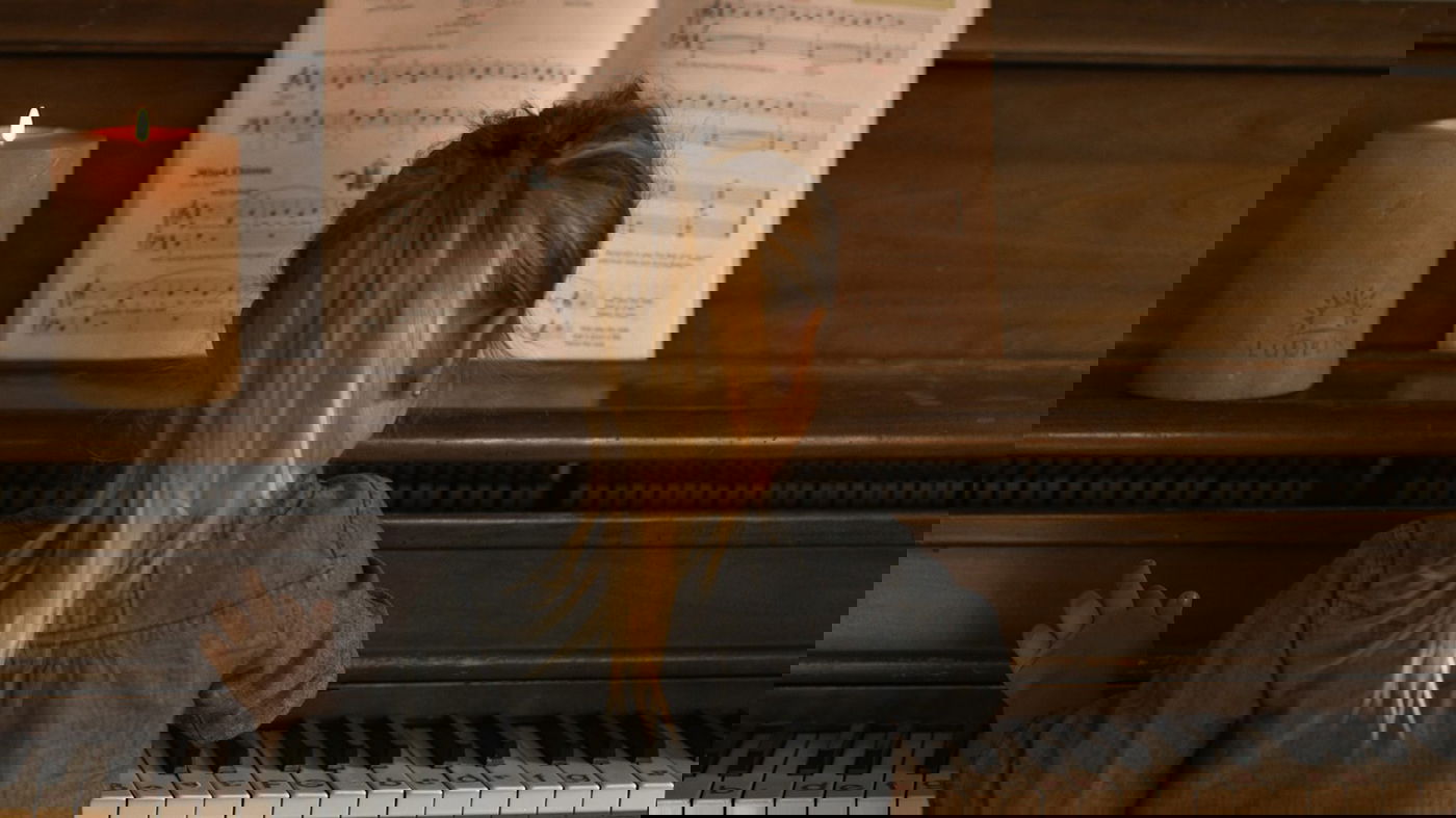 כשהילדה תזוז, הנר יכבה אוטומטית