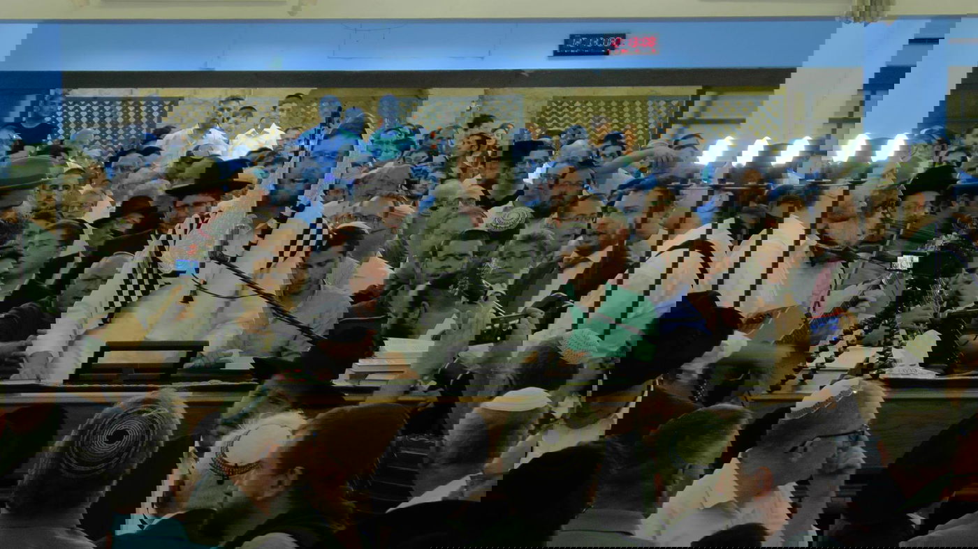 לשמוע אל הרינה ואל התפילה - שילוב מנצח