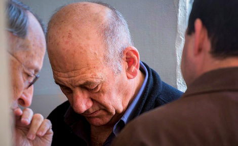 ההכרעה נפלה: אולמרט ירצה שמונה חודשי מאסר נוספים