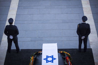 ארונו של פרס ברחבת משכן הכנסת, היום