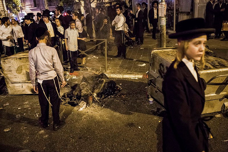 צפו בתמונות: הסיקריקים הבעירו את ירושלים