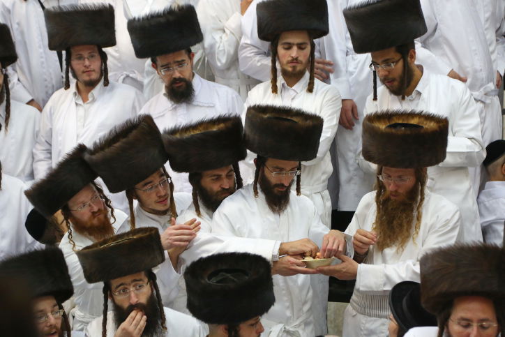 ערב יום כיפור בלעלוב: מלקות וטיש | צפו