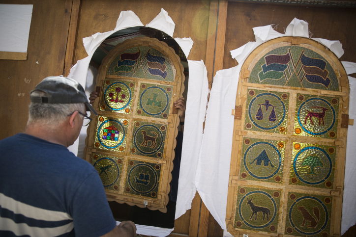 הסוכה המרהיבה של מאיר פרוש | גלריה