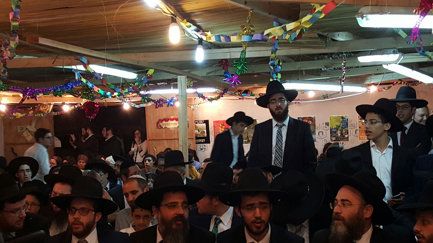 מאות ב'הקבלת פני רבו' אצל הרב הראשי