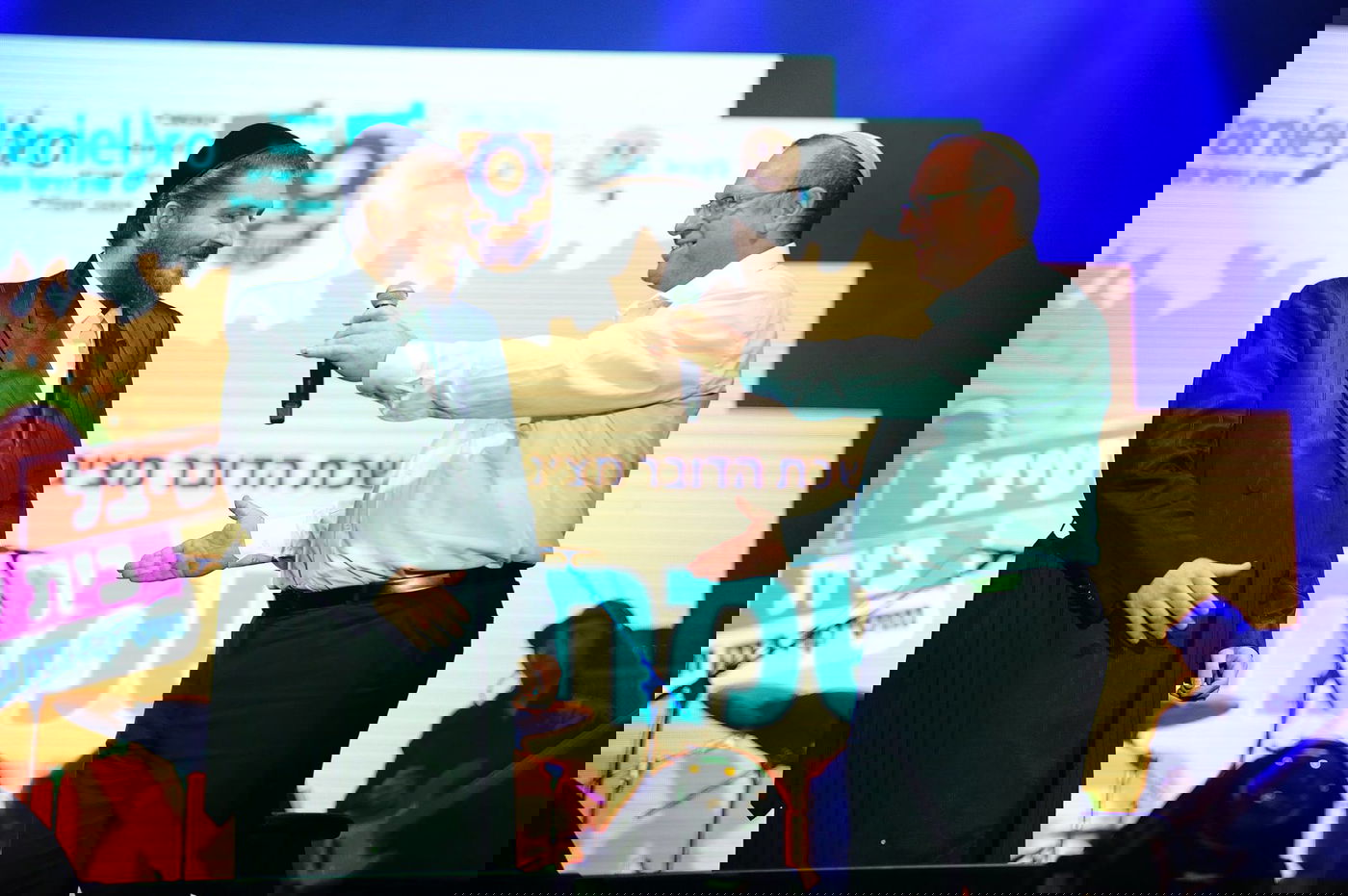 עשרות אלפים בשמחת בית השואבה בבית שמש