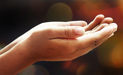 האם התרומות מועברות לנזקקים? אילסטרציה