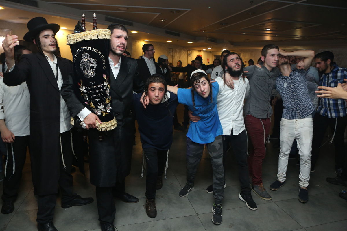 הנוער הירושלמי חגג הקפות שניות ב"מתחברים" | צפו