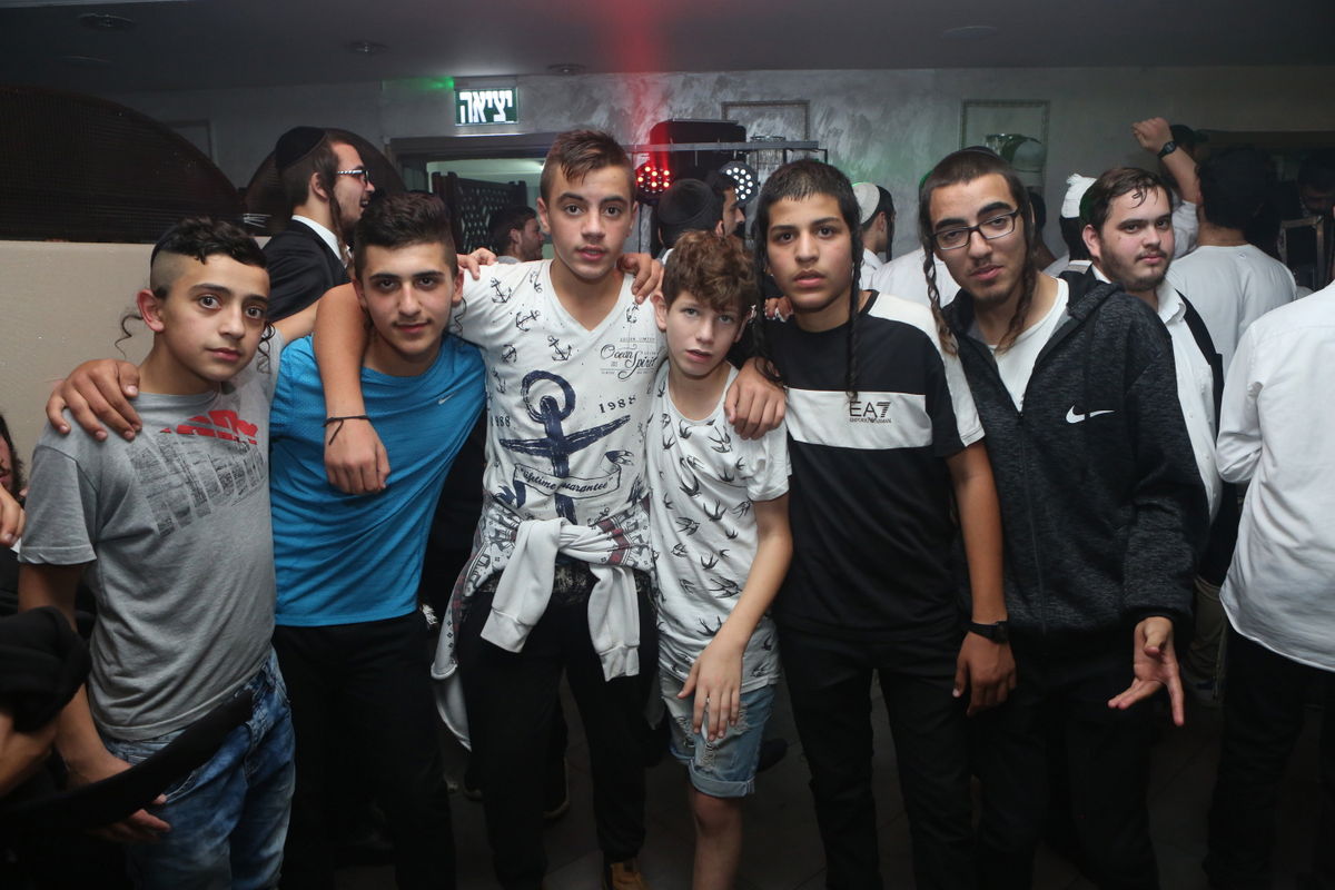 הנוער הירושלמי חגג הקפות שניות ב"מתחברים" | צפו