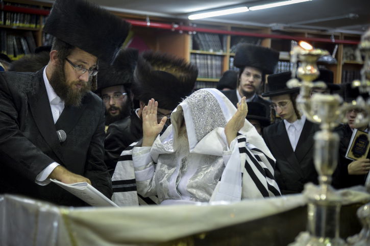 רחובות: הקפות שניות בקרעטשניף. תיעוד