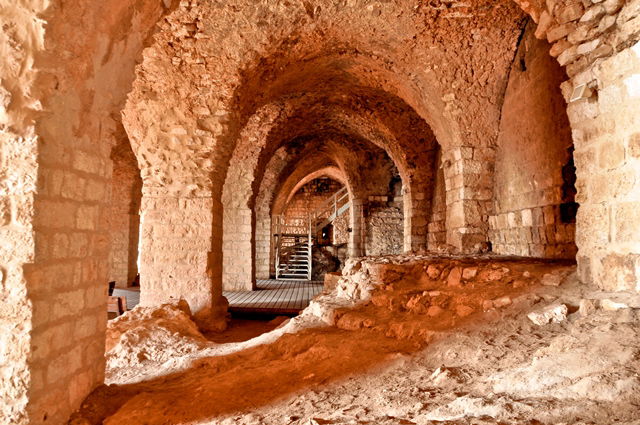 מסלולים, פעילויות והיסטוריה במבצר יחיעם