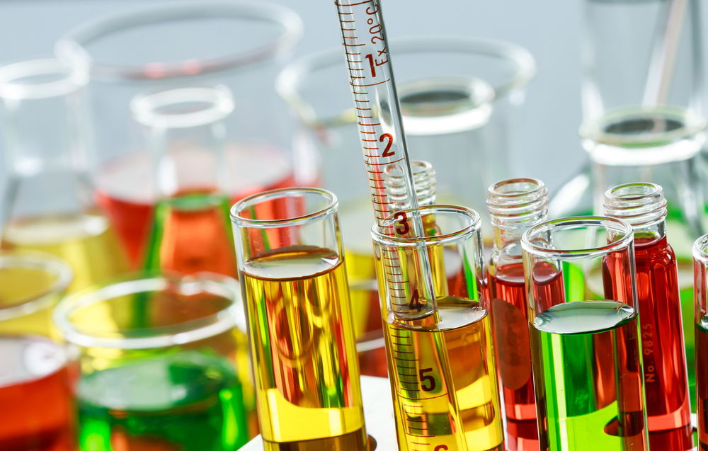 החבר העיר כי ישנו ריח של חומצה, ולשווא. אילוסטרציה