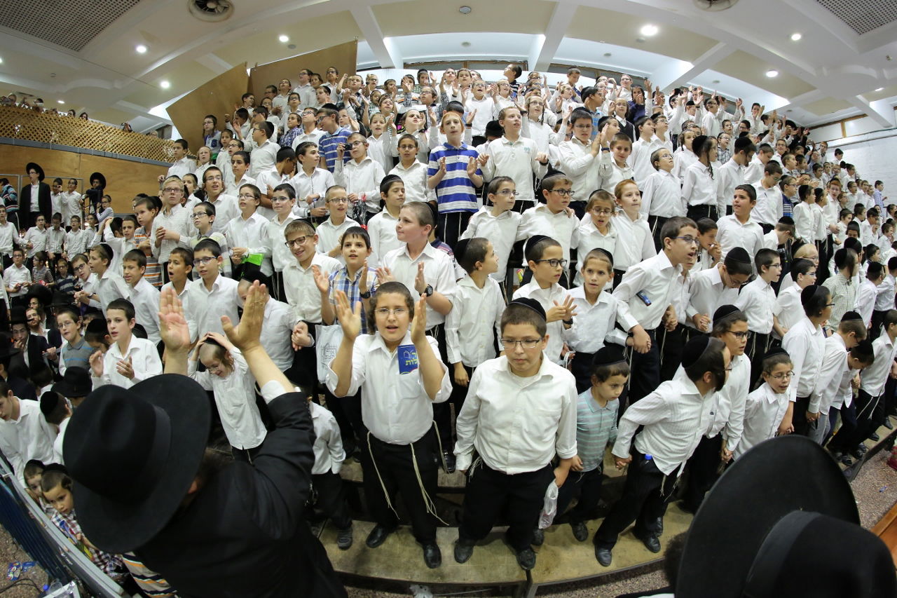 תיעוד מרגש: אלף ילדים סיימו ש"ס משניות