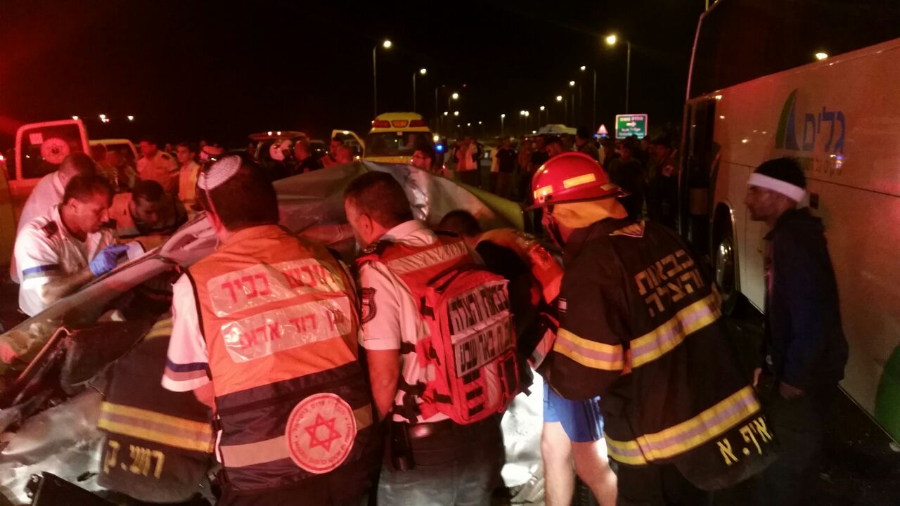 אחים תאומים נהרגו בתאונת שרשרת בנגב