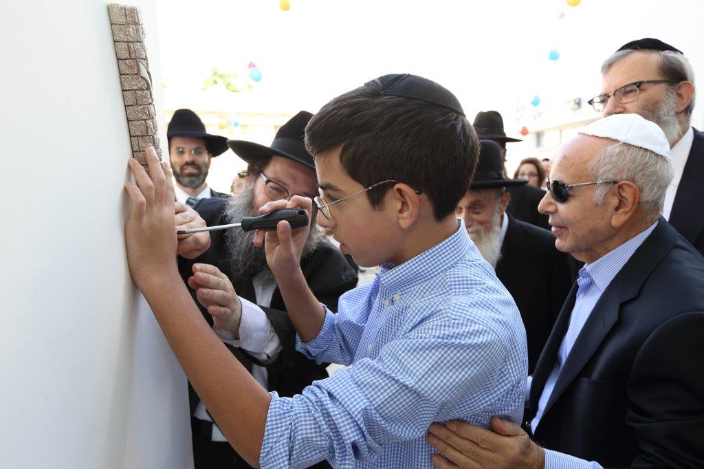 כשהגרי"מ לאו זכה לברכת כהנים מהילדים המיוחדים