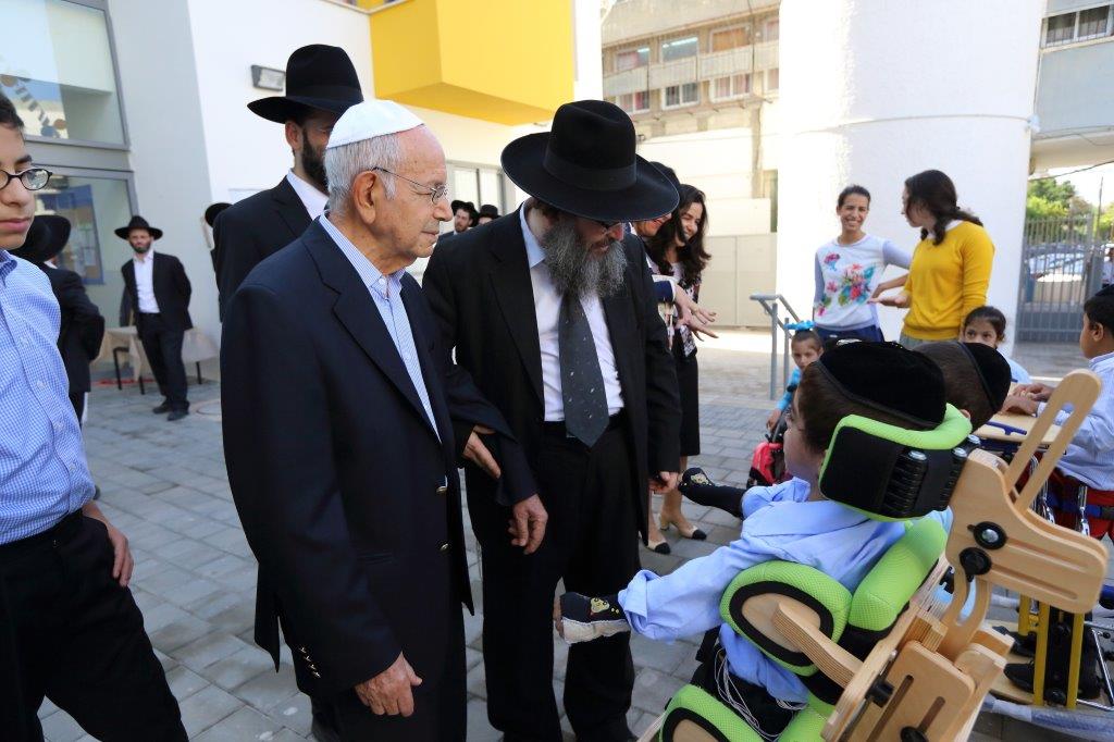 כשהגרי"מ לאו זכה לברכת כהנים מהילדים המיוחדים