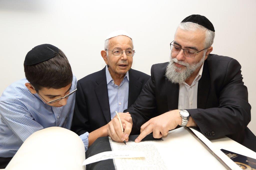 כשהגרי"מ לאו זכה לברכת כהנים מהילדים המיוחדים