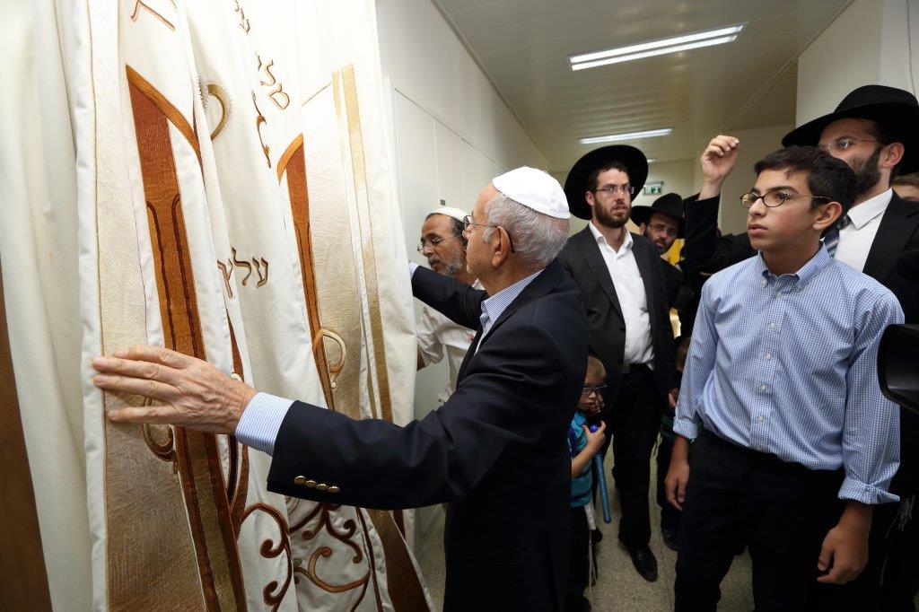 כשהגרי"מ לאו זכה לברכת כהנים מהילדים המיוחדים