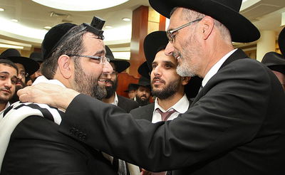 יחזרו לעבוד יחד? צביקה כהן עם אברהם בצלאל