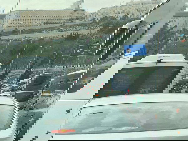 הפקק מנקודת מבטו של הנהג